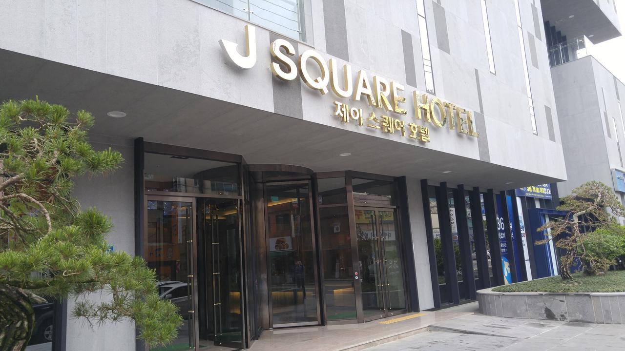 J Square Hotel And Wedding Jinju Εξωτερικό φωτογραφία