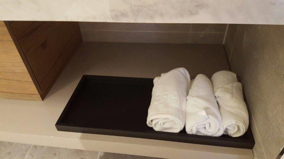 J Square Hotel And Wedding Jinju Εξωτερικό φωτογραφία
